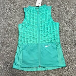 NWT Nike running vest